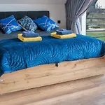 Sunset- Dom Zachod Slonca Moldzie